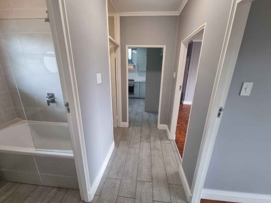 2 Bedroom Property for Sale in Claremont Western Cape